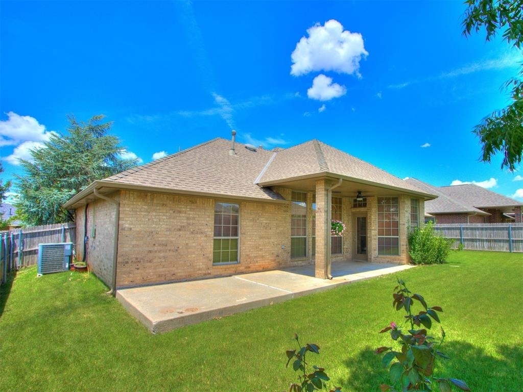 16616 Hardwood Place - Photo 42