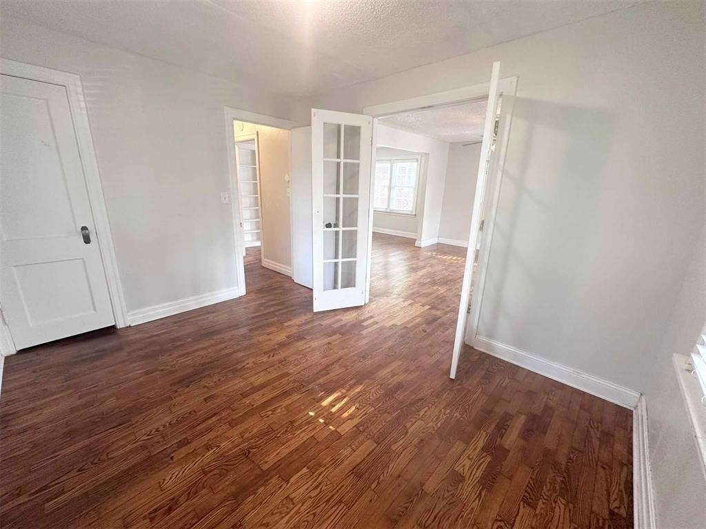4605 N Hammond Avenue - Photo 10