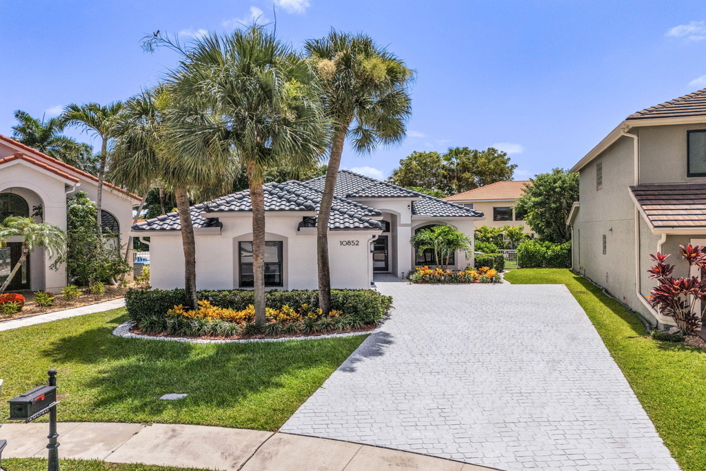 10852 La Salinas Circle - Photo 1