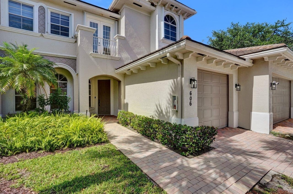6379 Bella Circle W - Photo 5