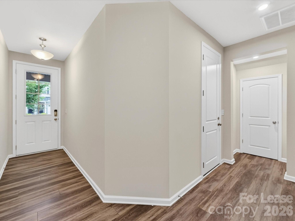 420 Burr Street - Photo 3