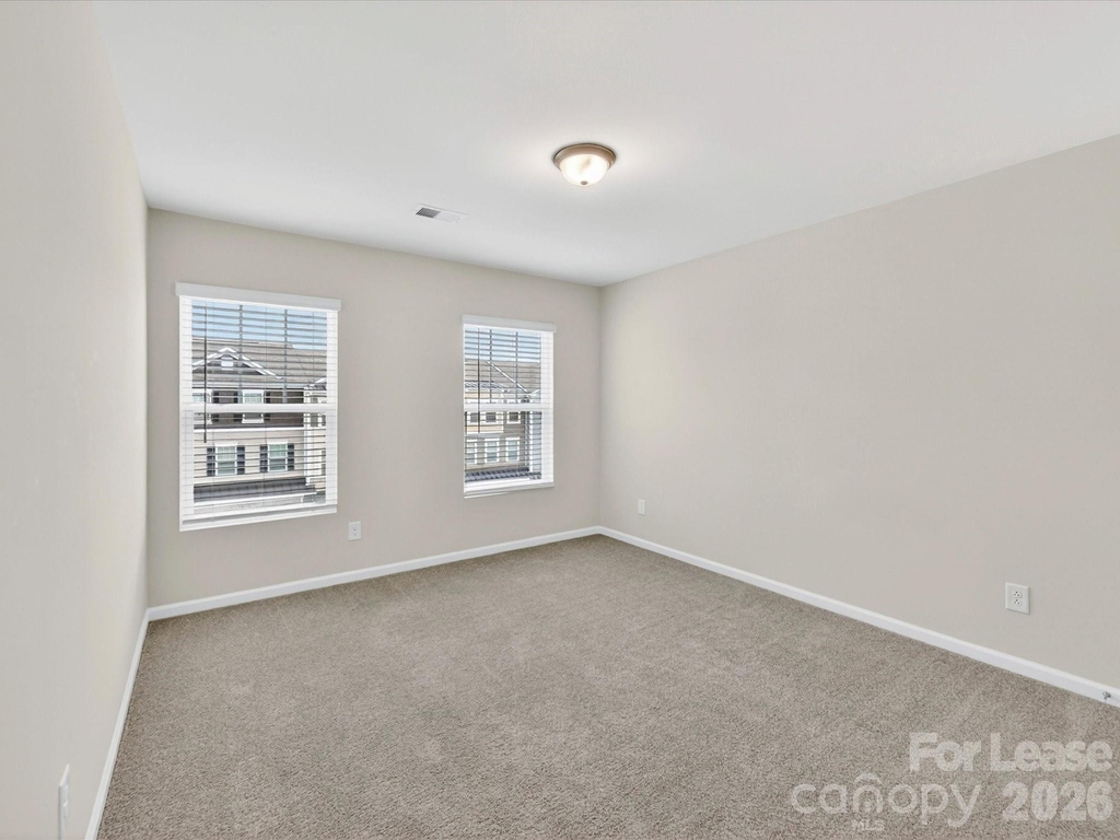 420 Burr Street - Photo 25