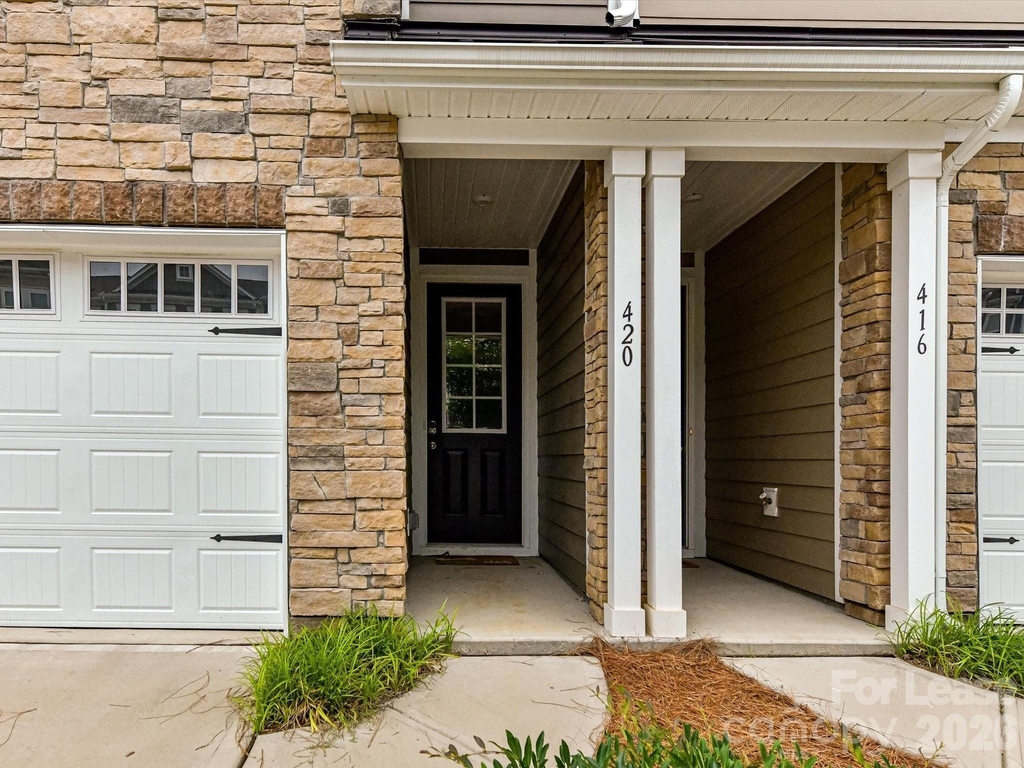 420 Burr Street - Photo 1