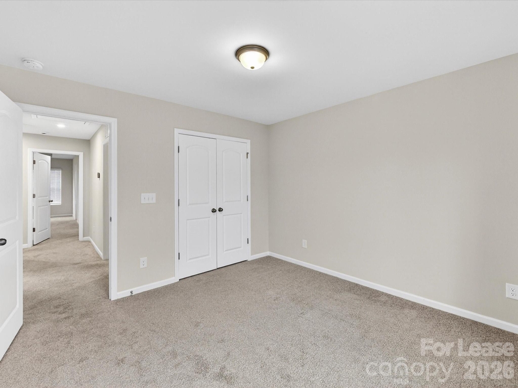 420 Burr Street - Photo 29