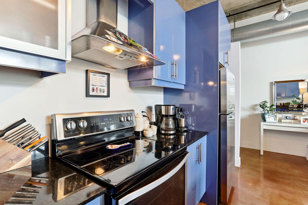 180 Ne 4th Avenue - Photo 4