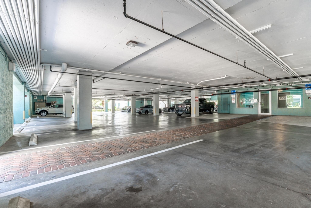 180 Ne 4th Avenue - Photo 20