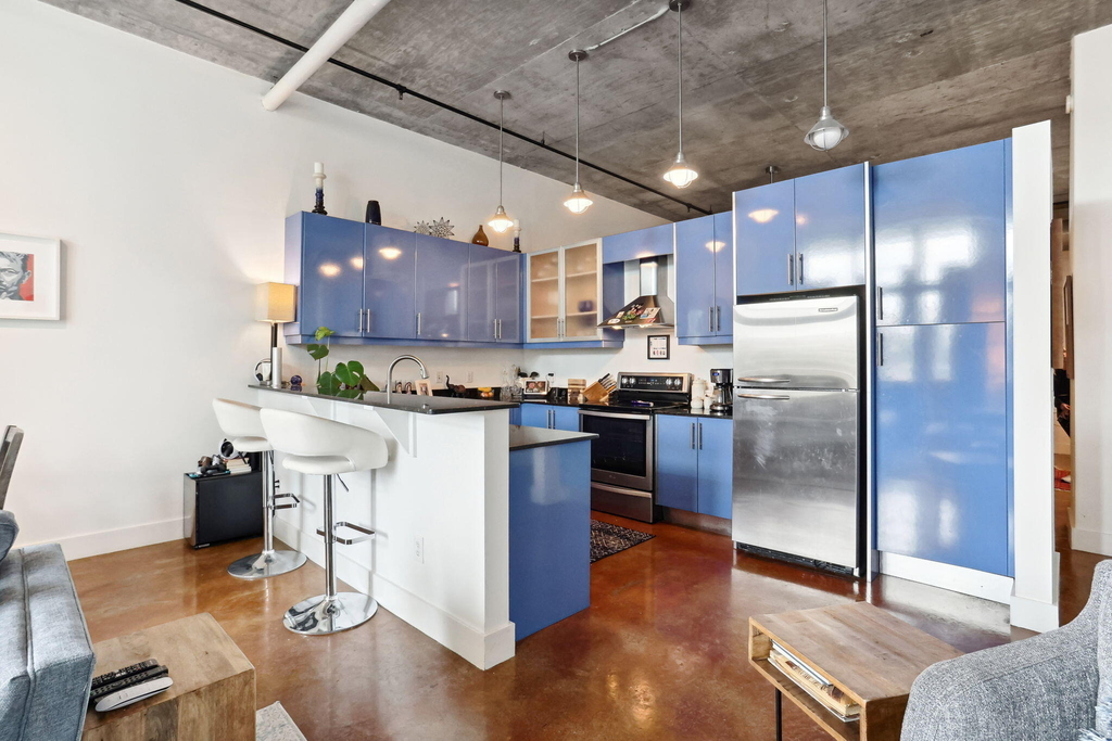 180 Ne 4th Avenue - Photo 3