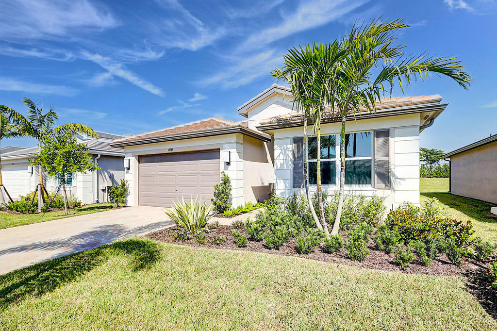 13549 Sw Oceanus Boulevard - Photo 2