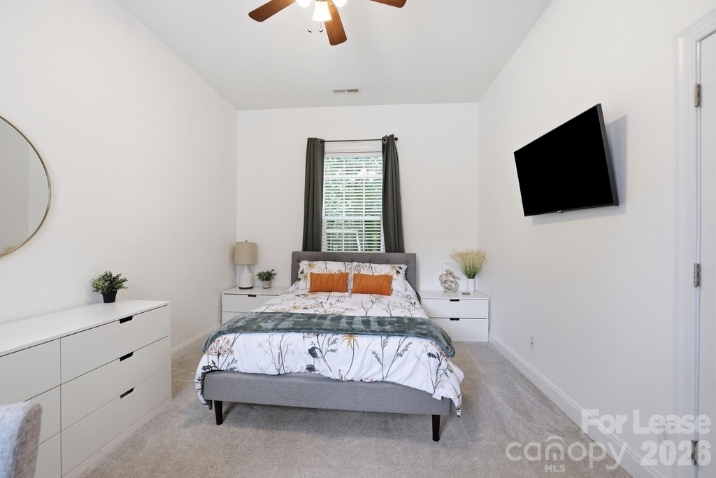 8636 Sagekirk Court - Photo 11