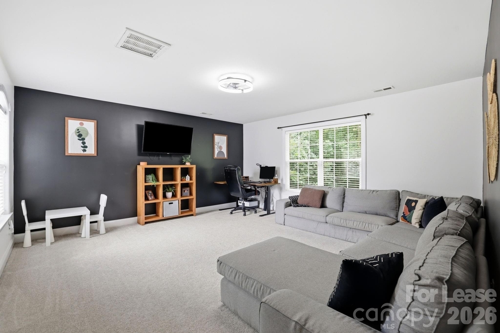 8636 Sagekirk Court - Photo 32