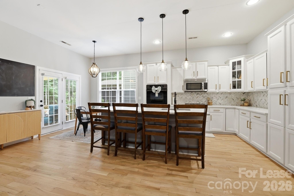 8636 Sagekirk Court - Photo 4