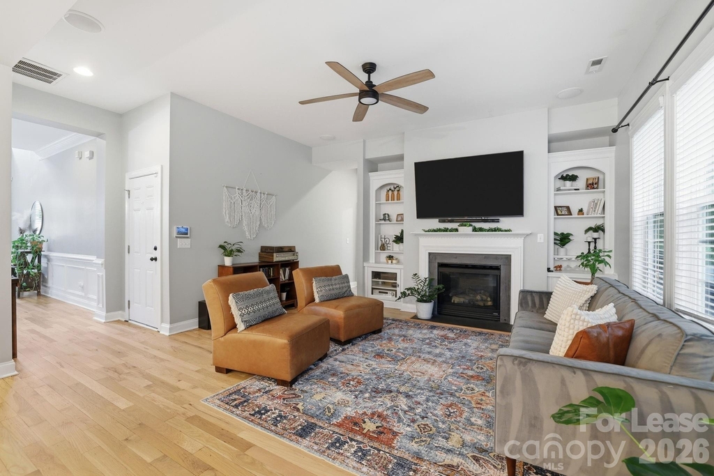 8636 Sagekirk Court - Photo 17