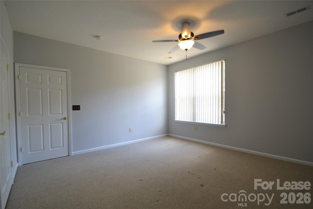 8035 Sultana Circle - Photo 14