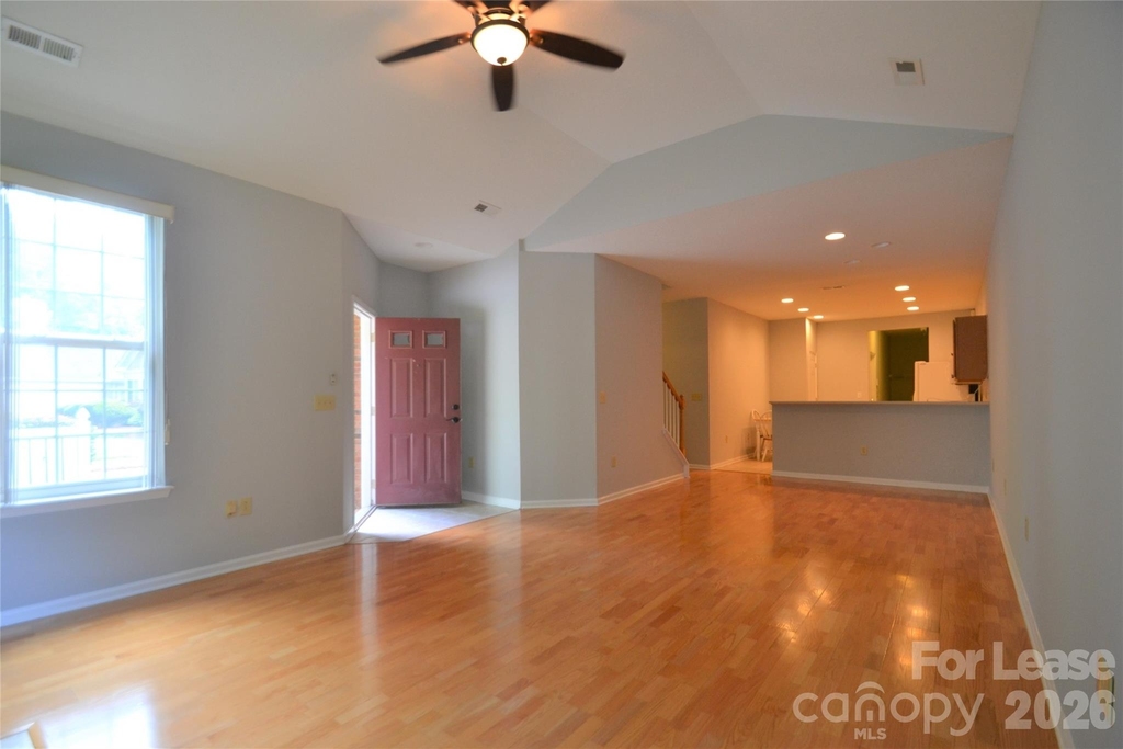 8035 Sultana Circle - Photo 4