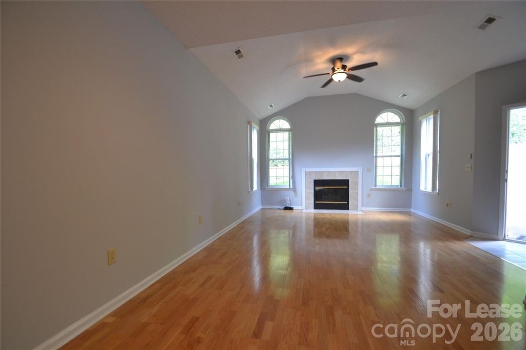 8035 Sultana Circle - Photo 5