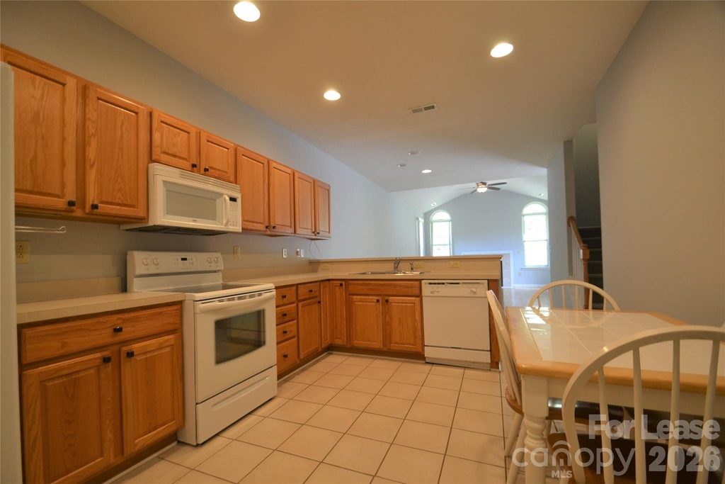 8035 Sultana Circle - Photo 11