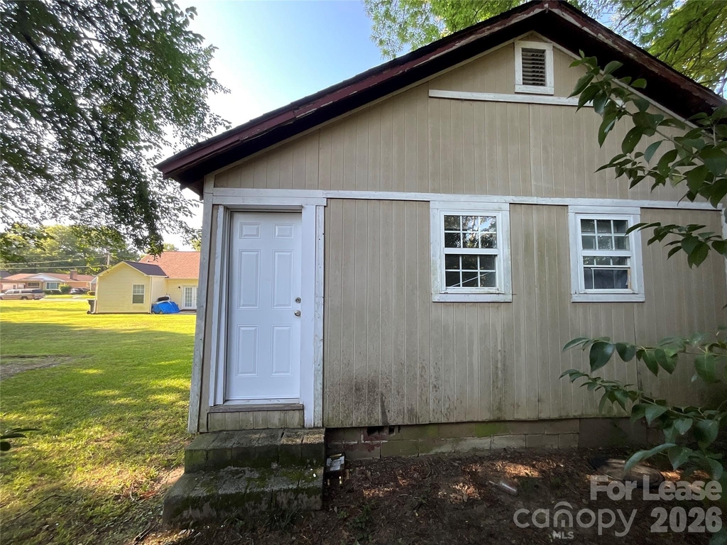 540 Washington Street - Photo 8
