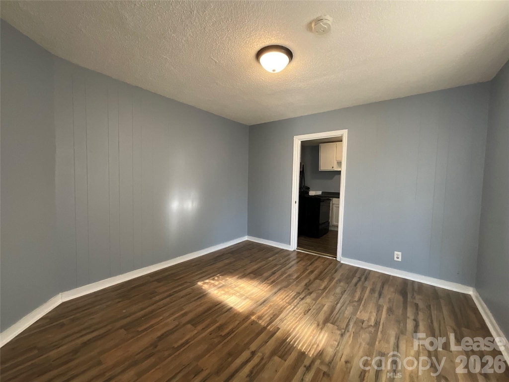 540 Washington Street - Photo 3