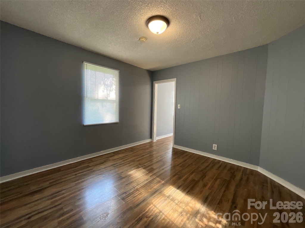 540 Washington Street - Photo 4