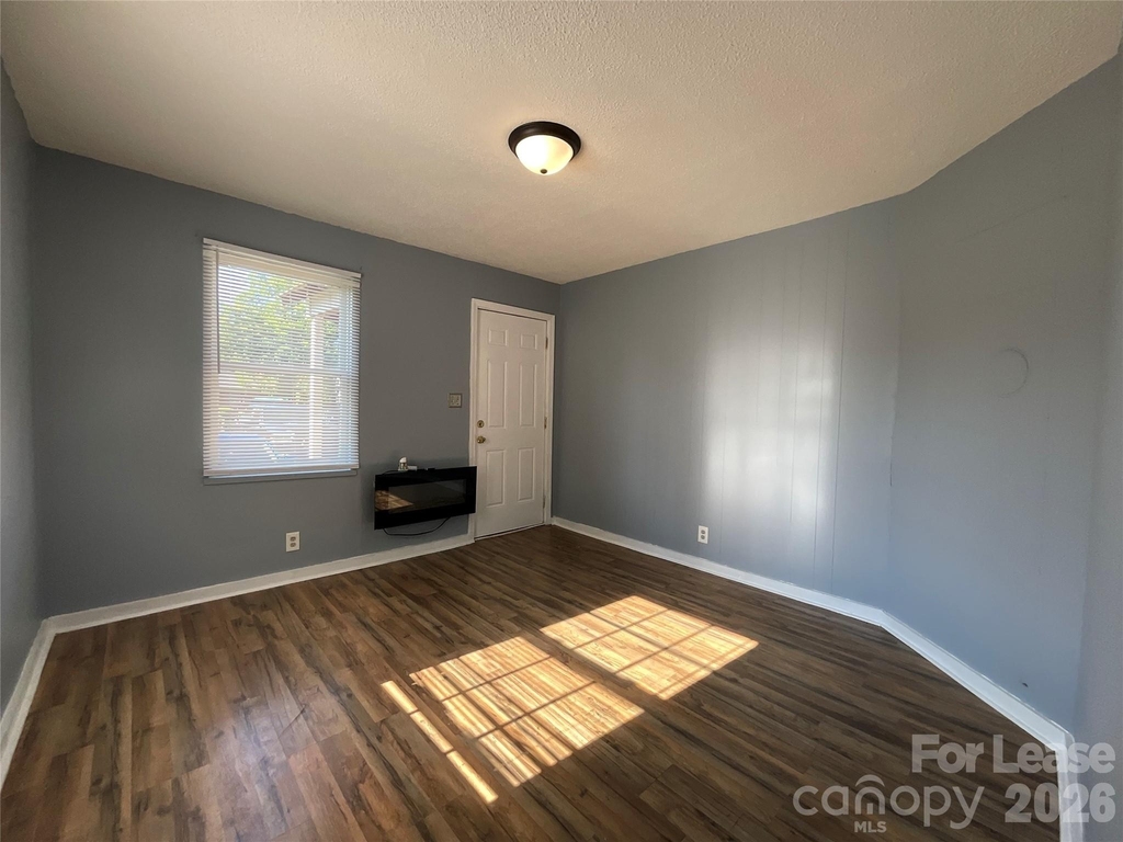 540 Washington Street - Photo 2