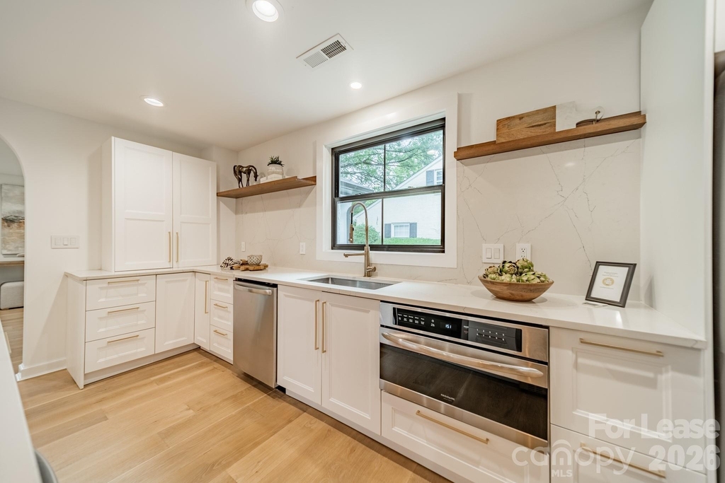 2528 Providence Road - Photo 10