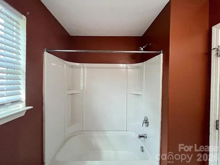 4828 Lynn Lee Circle - Photo 11