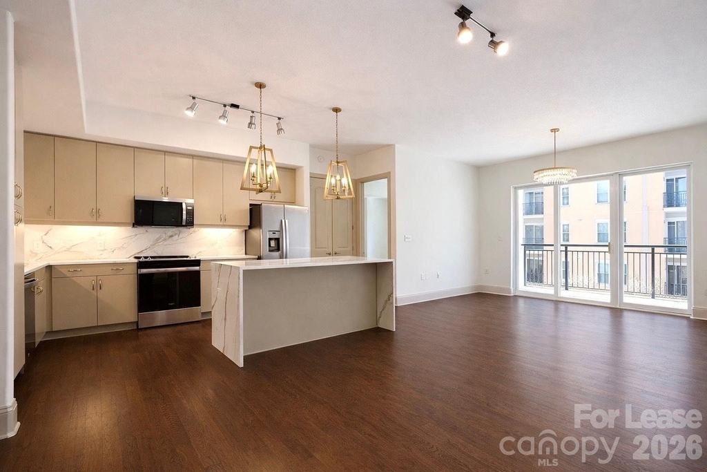 4620 Piedmont Row Drive - Photo 8