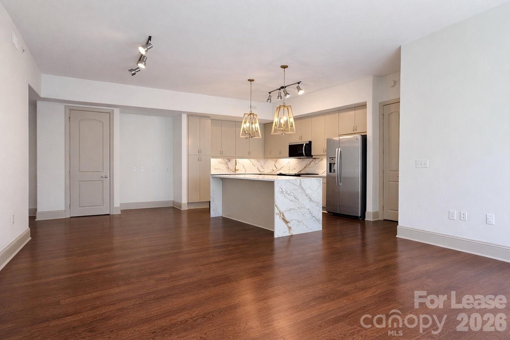 4620 Piedmont Row Drive - Photo 14