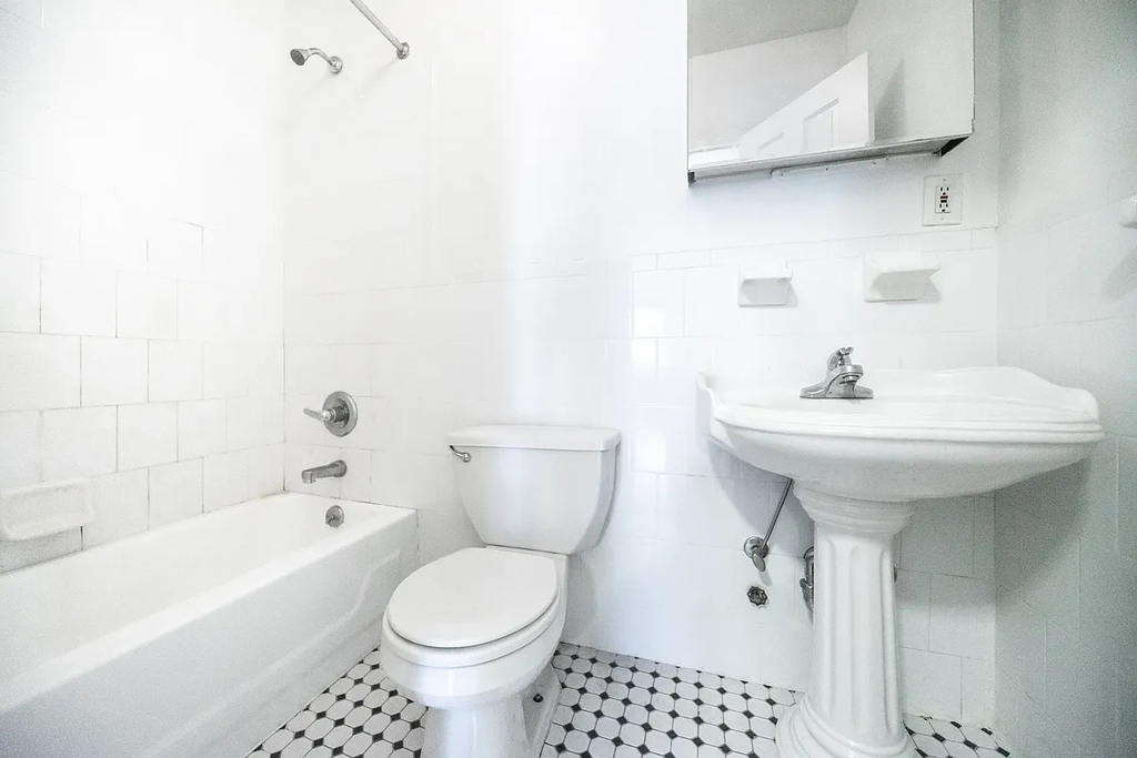  East 73rd Street - Photo 1