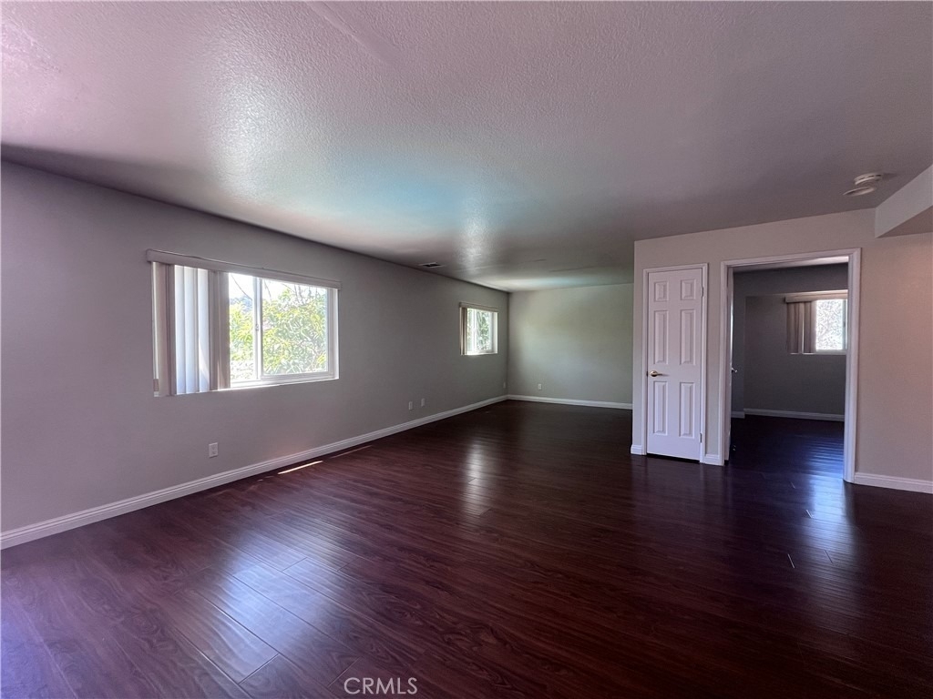 800 Grand - Photo 3