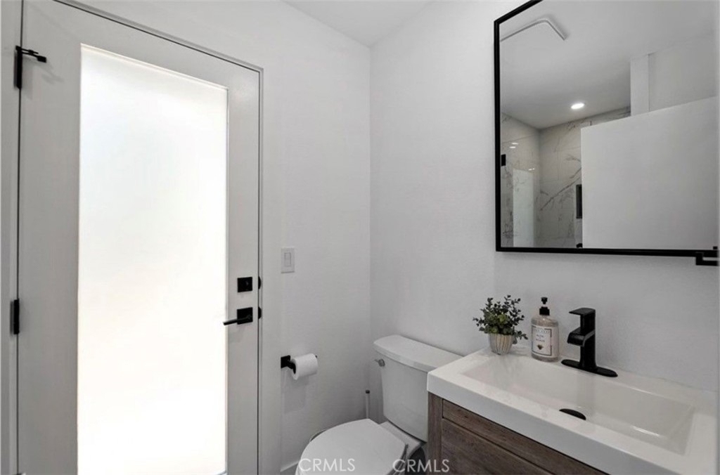 4240 Kingfisher Road - Photo 17