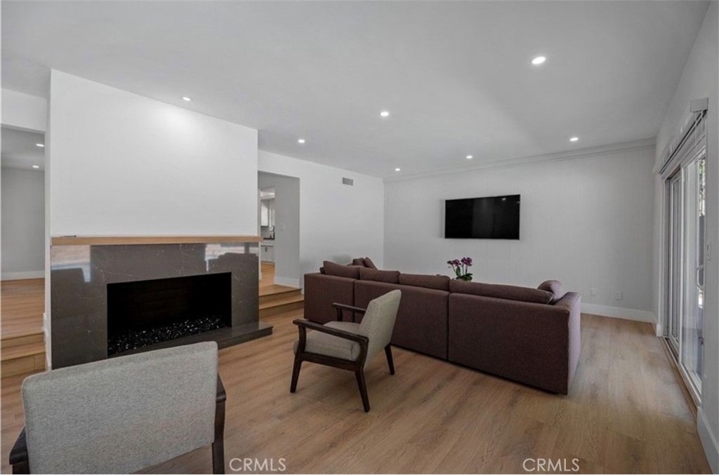 4240 Kingfisher Road - Photo 4