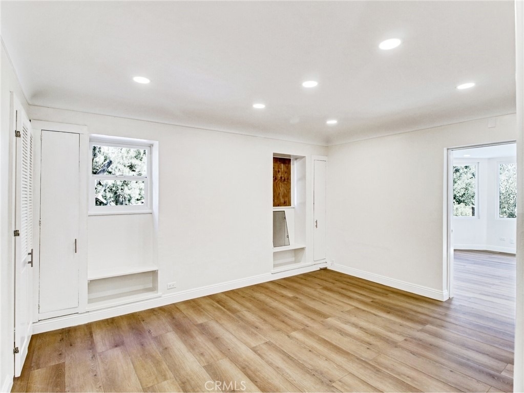 10563 Lindbrook Drive - Photo 35