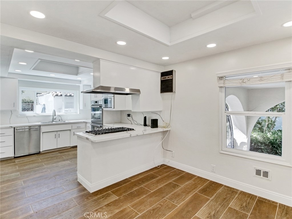 10563 Lindbrook Drive - Photo 10