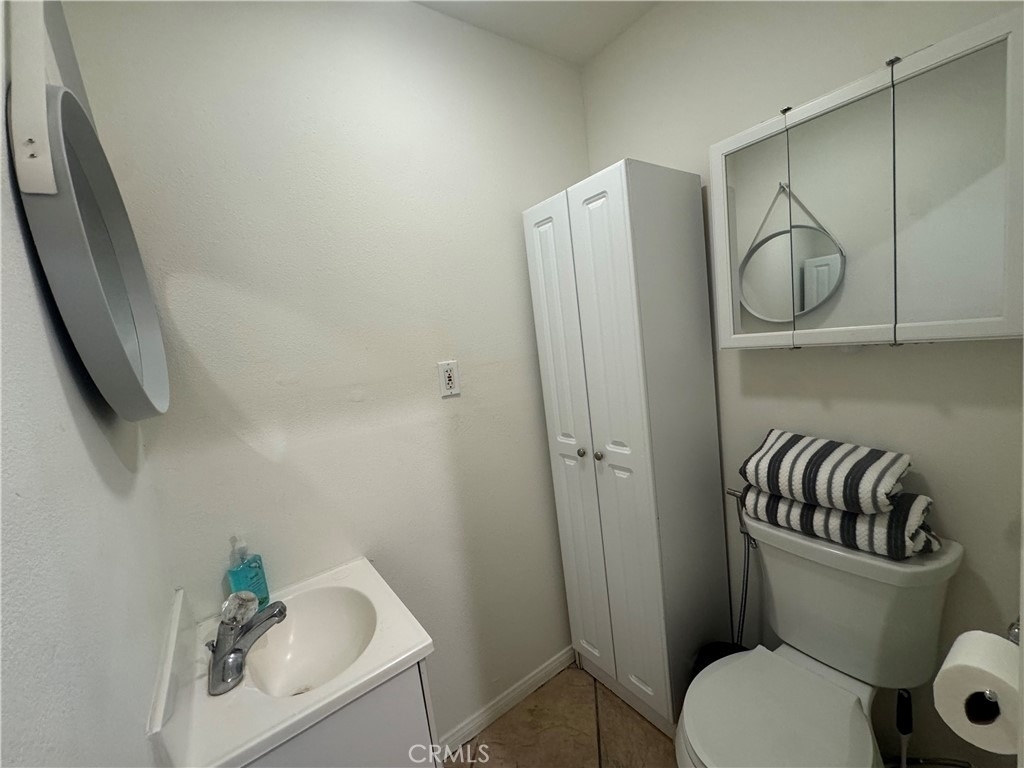 3000 Fairbanks Avenue - Photo 5