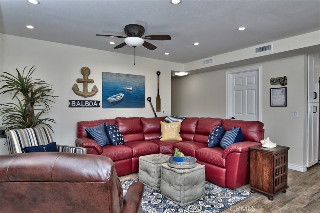 1509 E Balboa Boulevard - Photo 12