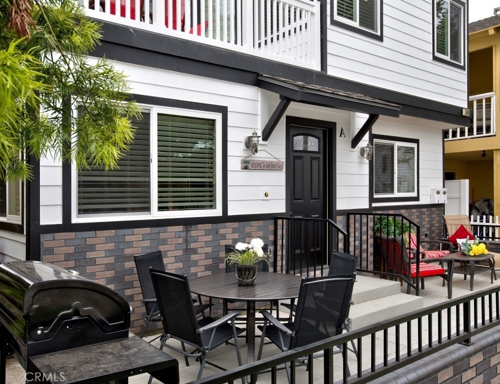 1509 E Balboa Boulevard - Photo 2