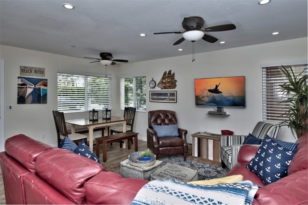 1509 E Balboa Boulevard - Photo 11