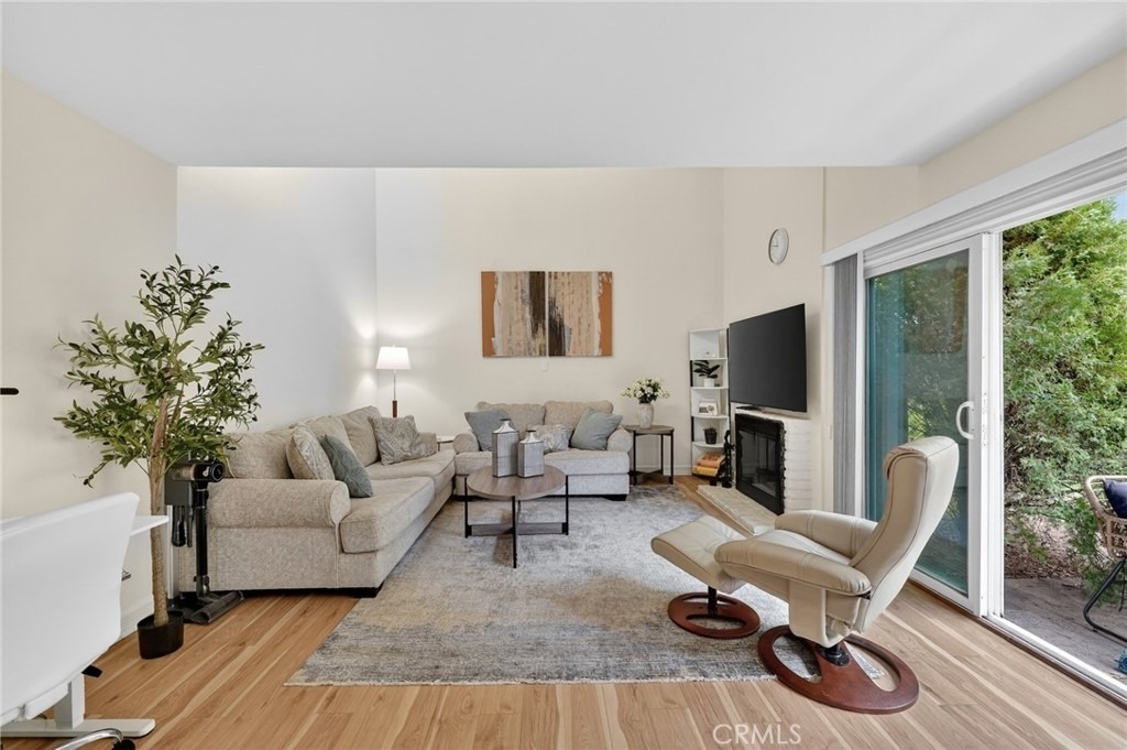 4842 Carmonita - Photo 11