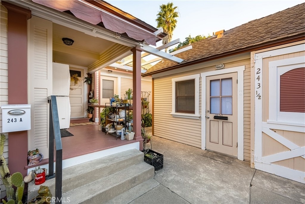 243 N Grand Street - Photo 25