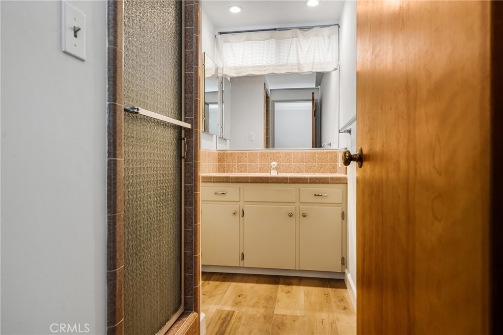 243 N Grand Street - Photo 17