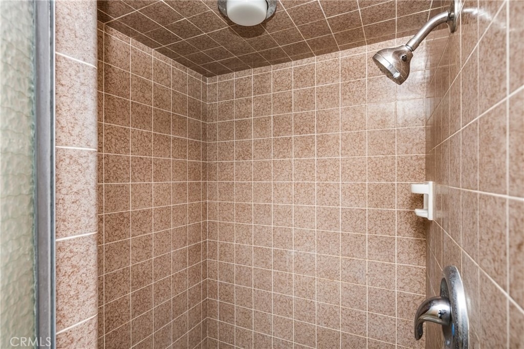 243 N Grand Street - Photo 19
