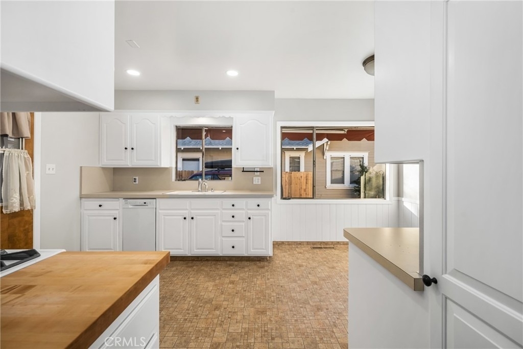 243 N Grand Street - Photo 13