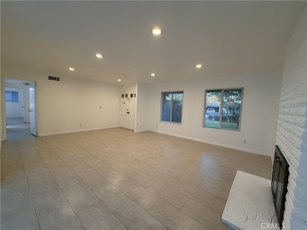 701 E 21st Street - Photo 6