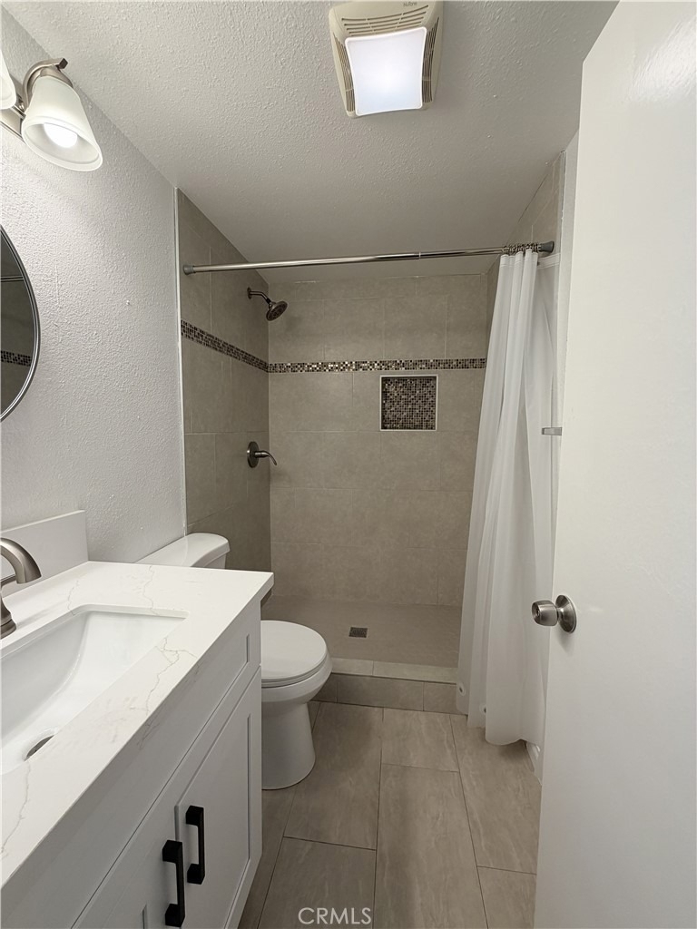 701 E 21st Street - Photo 9