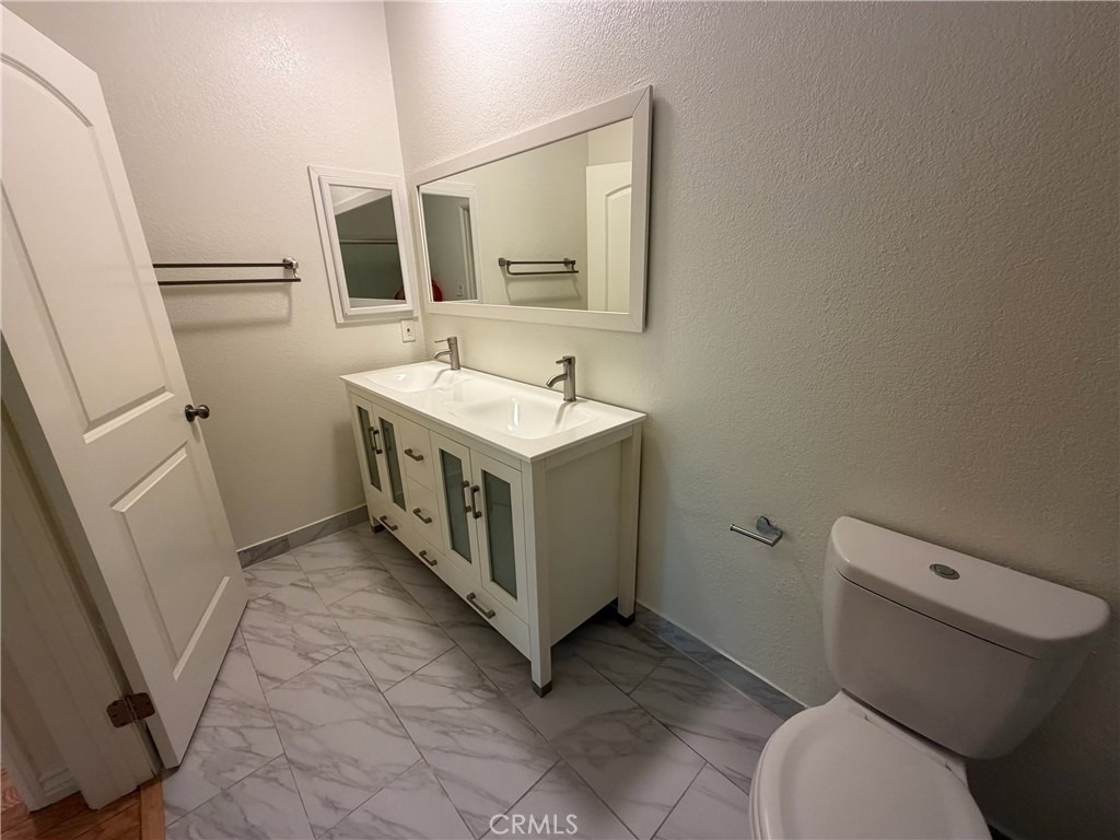 3284 Barham - Photo 59