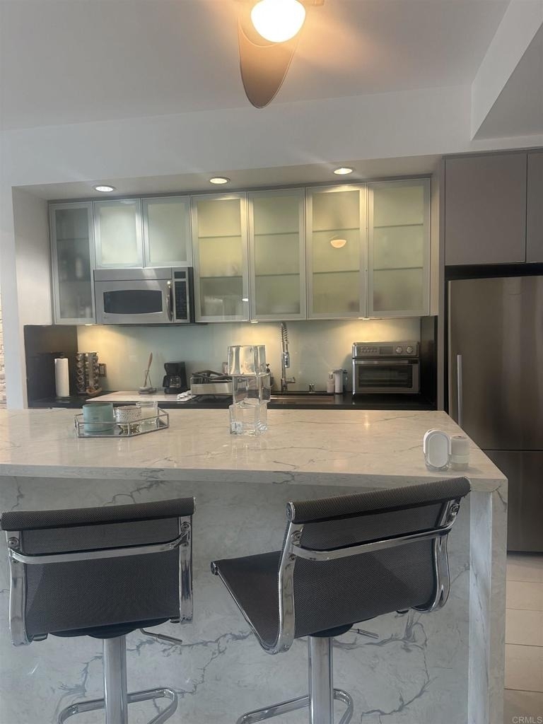 575 6th Avenue - Photo 0