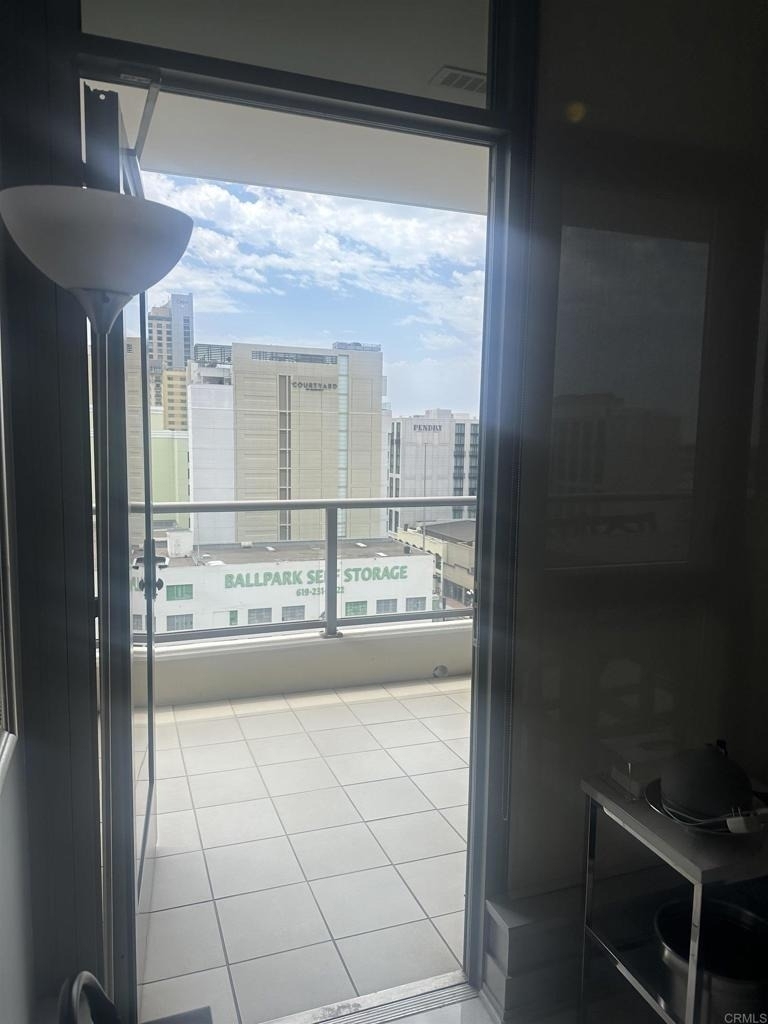 575 6th Avenue - Photo 3