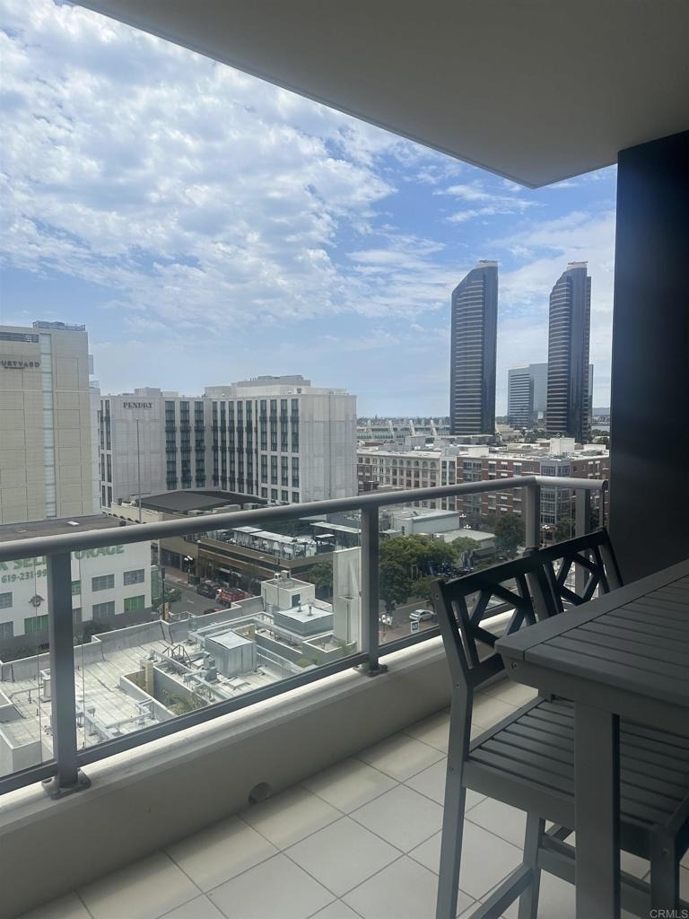 575 6th Avenue - Photo 4