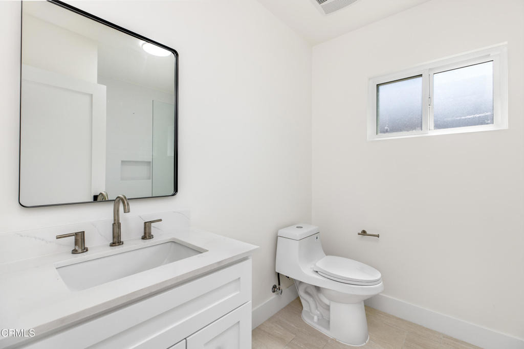 1535 E Topeka Street - Photo 4